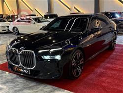 بي ام دبليو الفئة 7